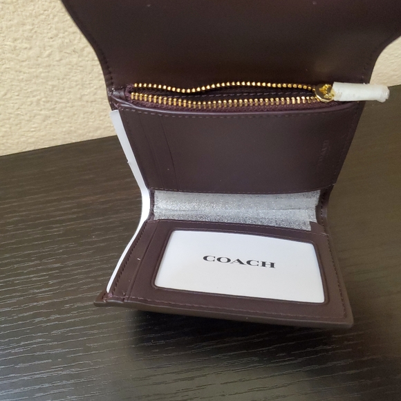 Coach Small Trifold Wallet In Signature Canvas - Picture 10 of 13